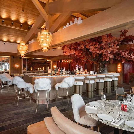 De Luxe Avec 2 Suites, 6 Couchages, Piscine Interieure, A 1850 - Fr-1-830-16 קורשבל